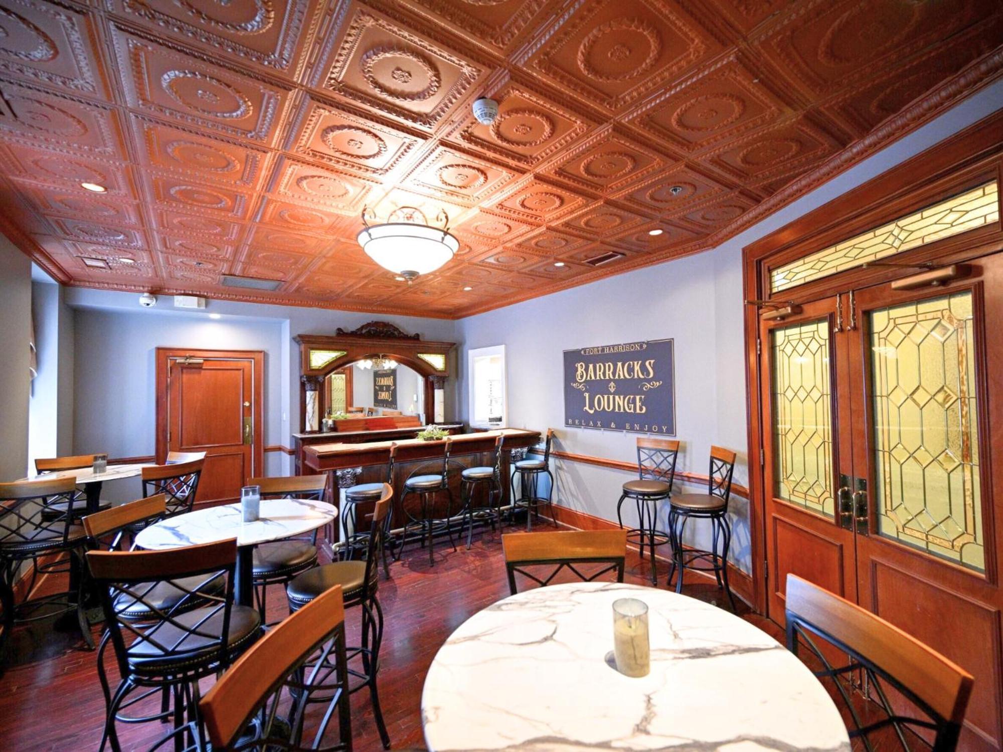 Fort Harrison State Park Inn Индианаполис Екстериор снимка